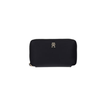 Tommy Hilfiger  Women Wallet