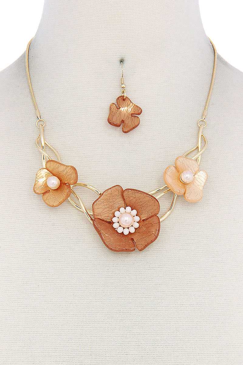 Floral Necklace - Fashion Quality Boutik