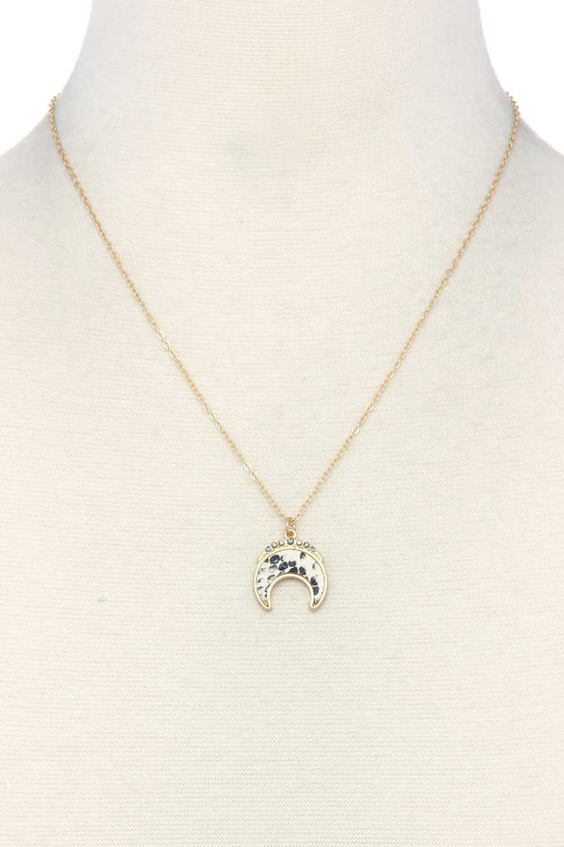 Crescent Moon Charm Necklace - Fashion Quality Boutik