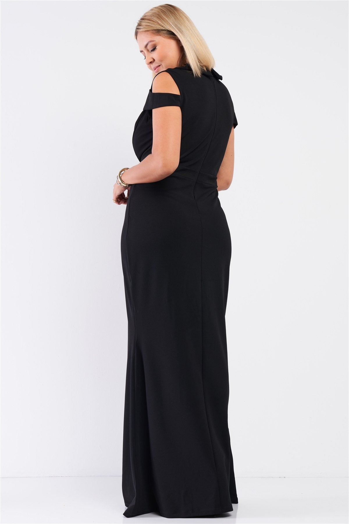 Plus Black Sleeveless Collared Plunging V-neck Maxi Dress - Fashion Quality Boutik