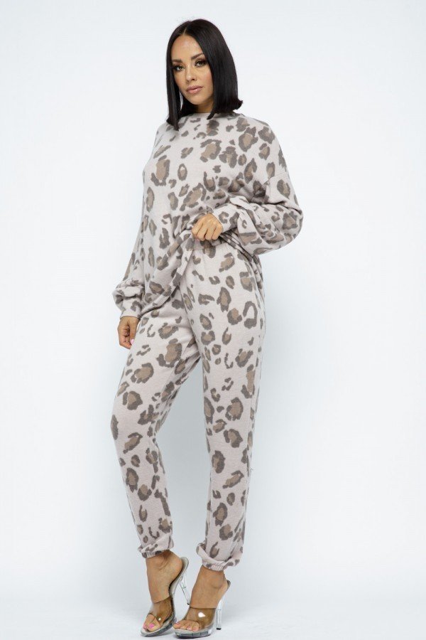 Brushed Animal Long Sleeve Loose Top W Sweatpants Set - Fashion Quality Boutik
